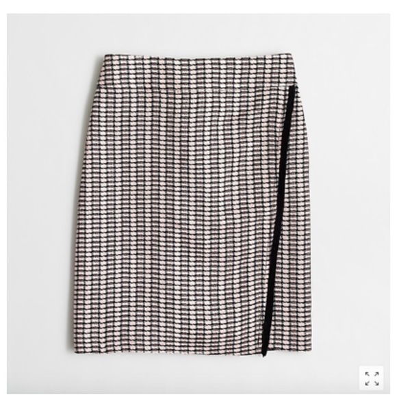 J Crew Pink and Black Tweed Mini Skirt - Picture 2 of 2